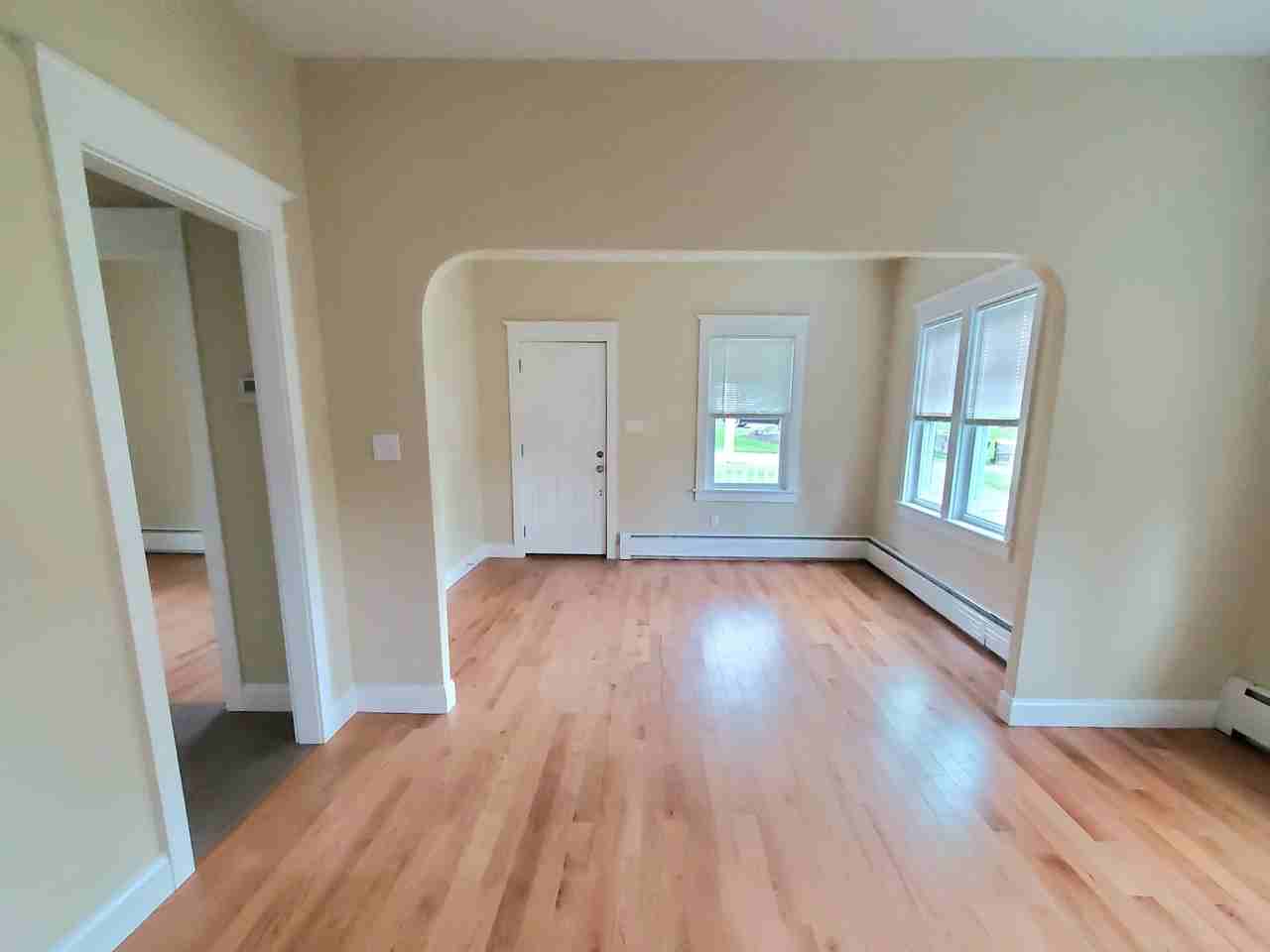 846 Pleasant St #NA - Photo 4 of 22