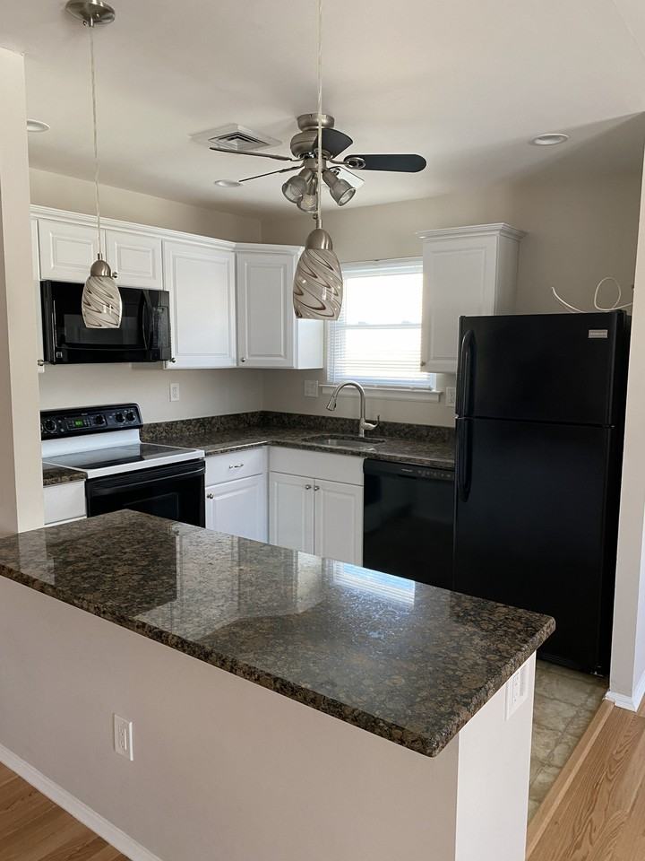 312 Birch Dr #2 - Photo 3 of 26
