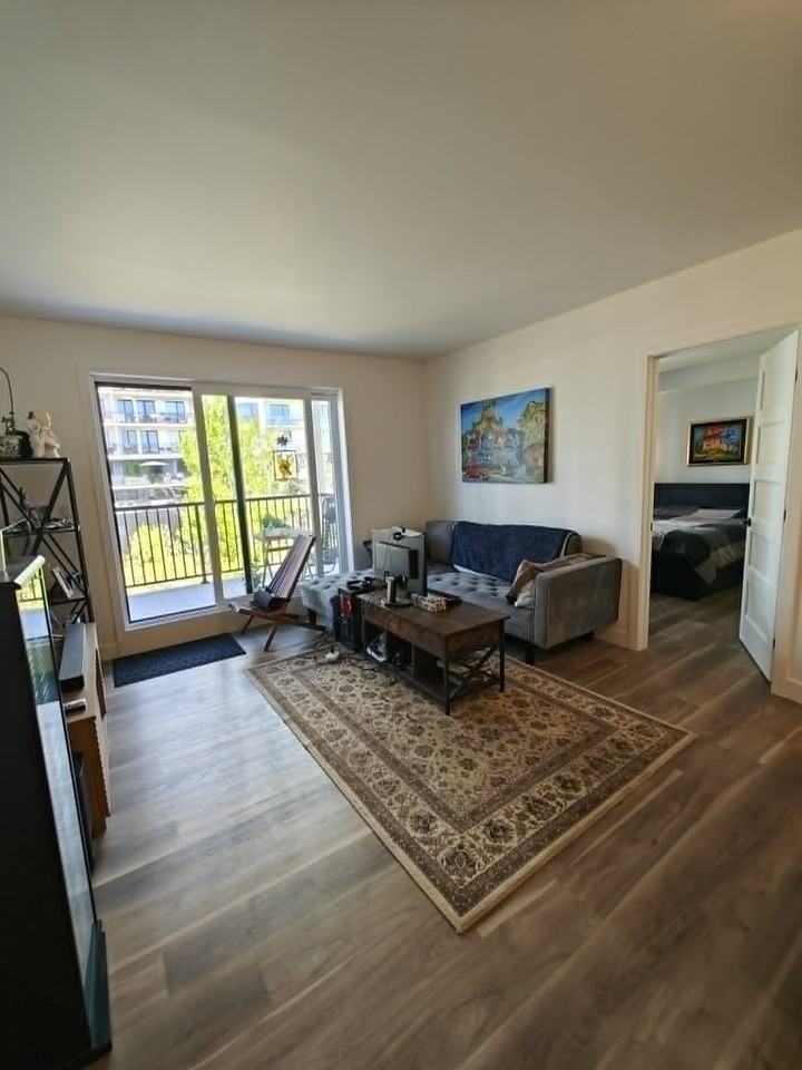 1620 Rue Mozart #203 - Photo 6 of 22