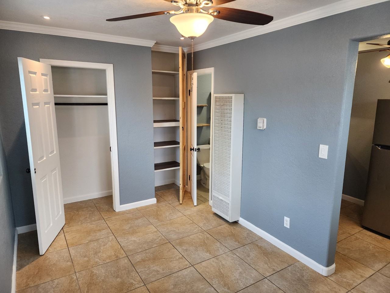 711 S Pine St #711 - Photo 4 of 22