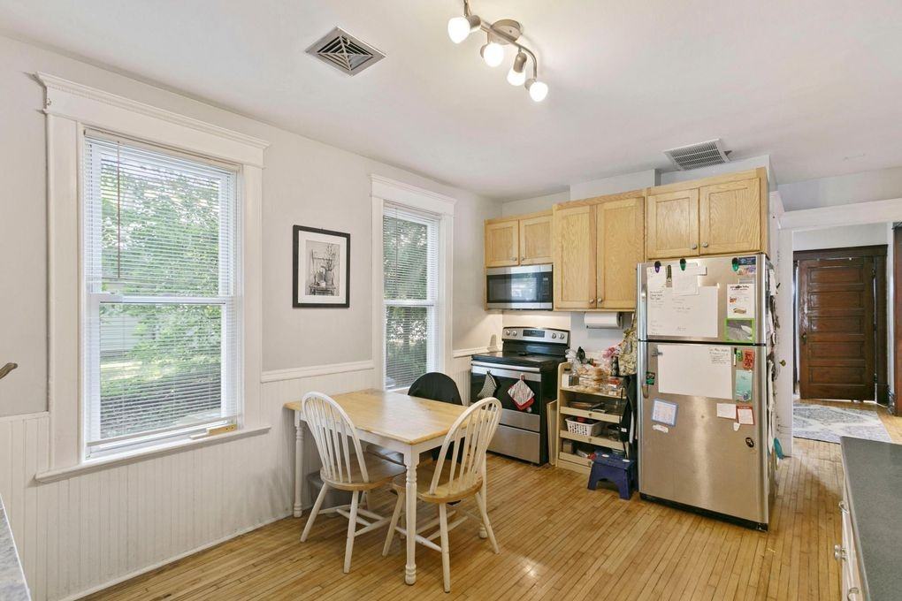 271 Nelson Blvd #NA - Photo 2 of 8