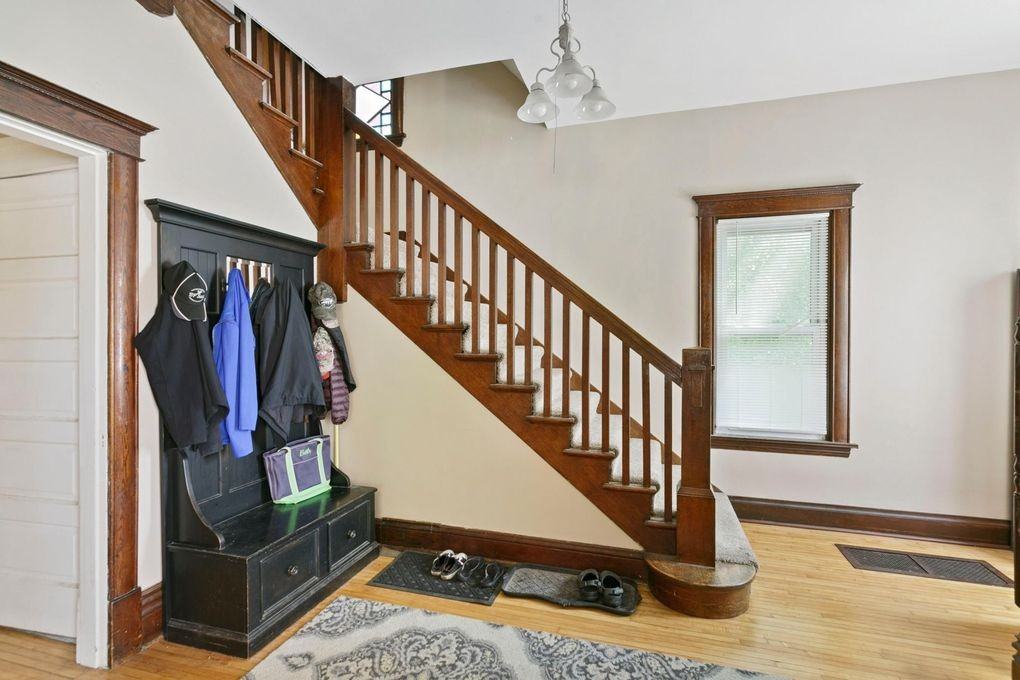 271 Nelson Blvd #NA - Photo 7 of 8