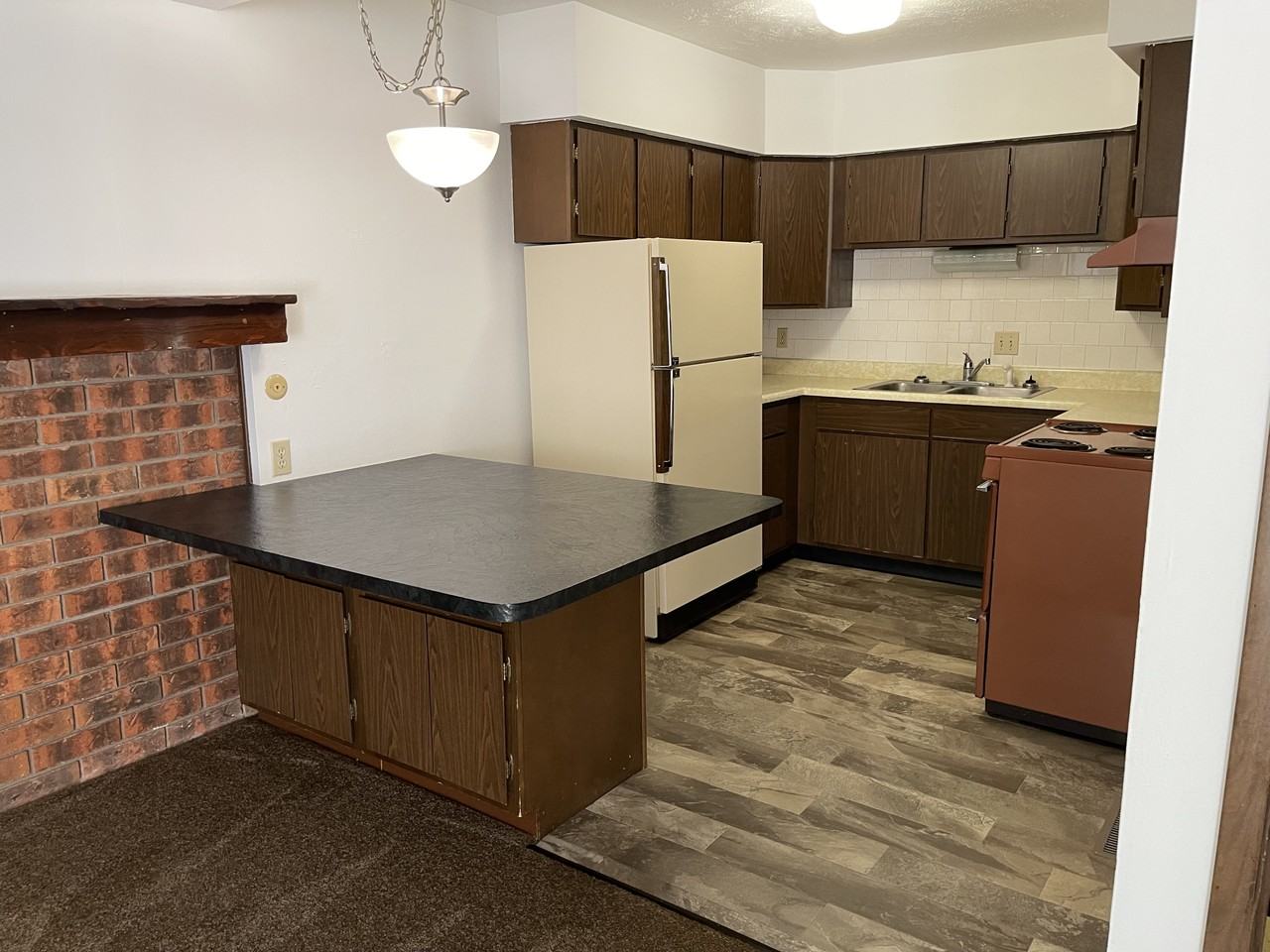 2200 Stoneybrook Rd #2 - Photo 3 of 9