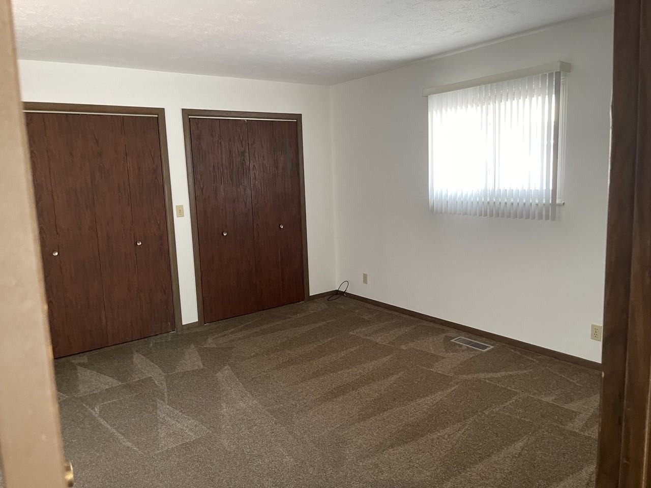 2200 Stoneybrook Rd #2 - Photo 4 of 9