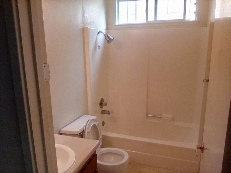 105 Crolls Garden Ct - Photo 3 of 6