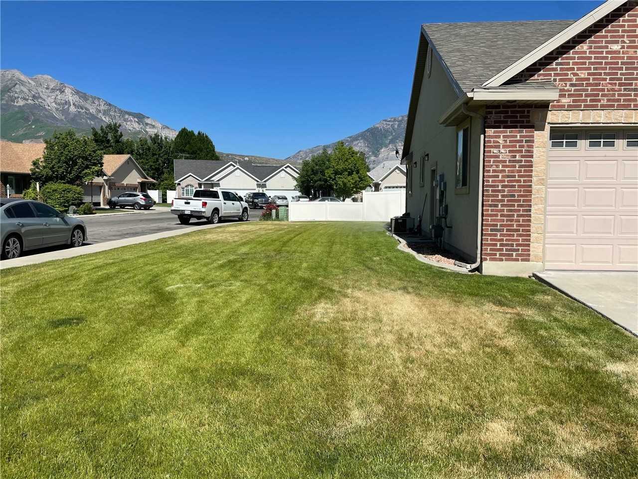 1430 Nw - Photo 3 of 33