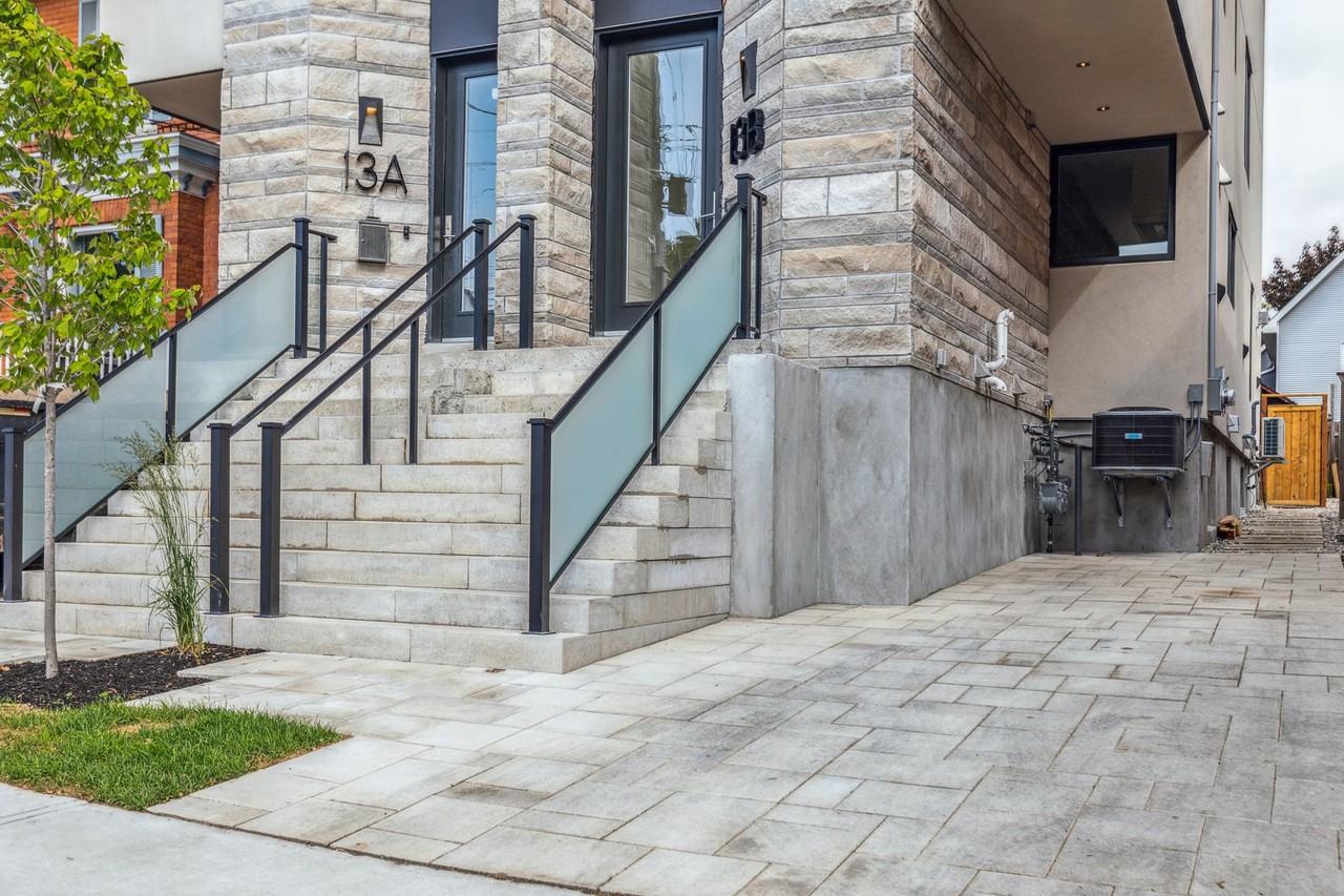 13 Fifth Avenue - Photo 3 of 50