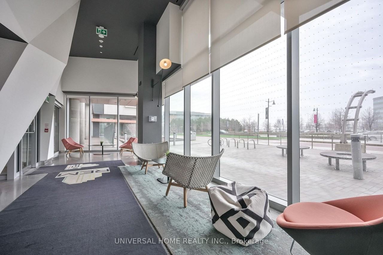 York Condos - Photo 2 of 27