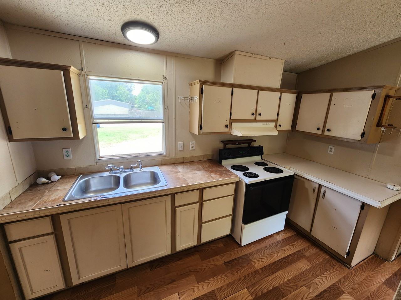 309 1/2 S Carey #1 - Photo 4 of 15