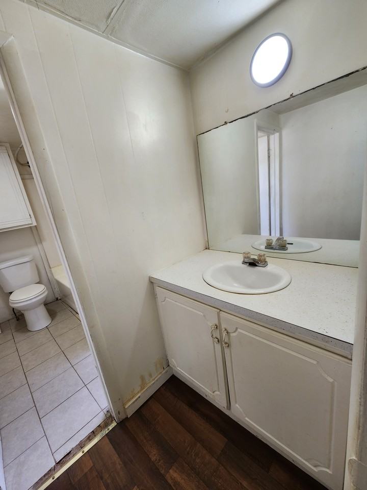 104 S Osage #1 - Photo 7 of 12
