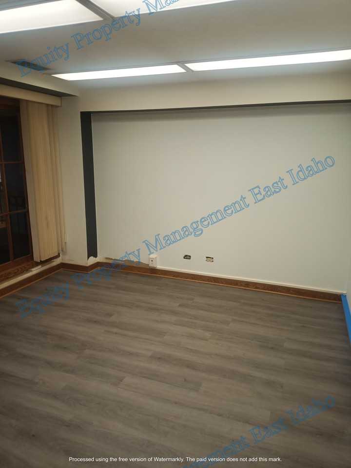 200 S Main St #H5 - Photo 2 of 27