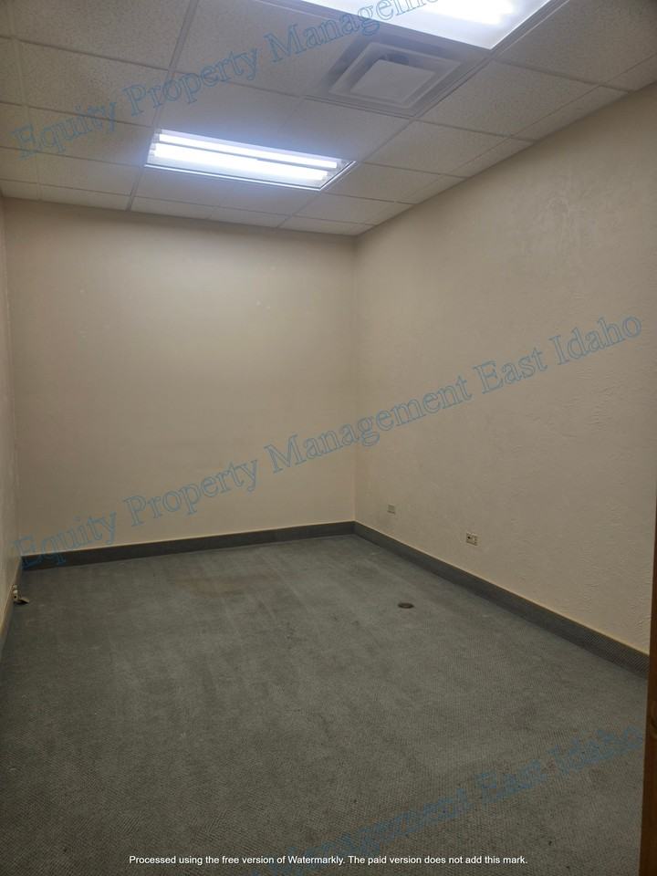 200 S Main - I10 #10 - Photo 3 of 32