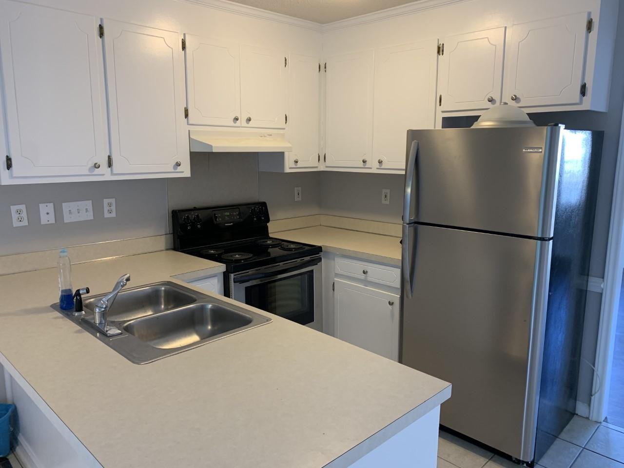 3921 Sterling Pointe Dr - Photo 7 of 16