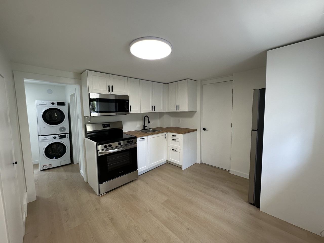 A-11 Luxton Avenue - Photo 3 of 18