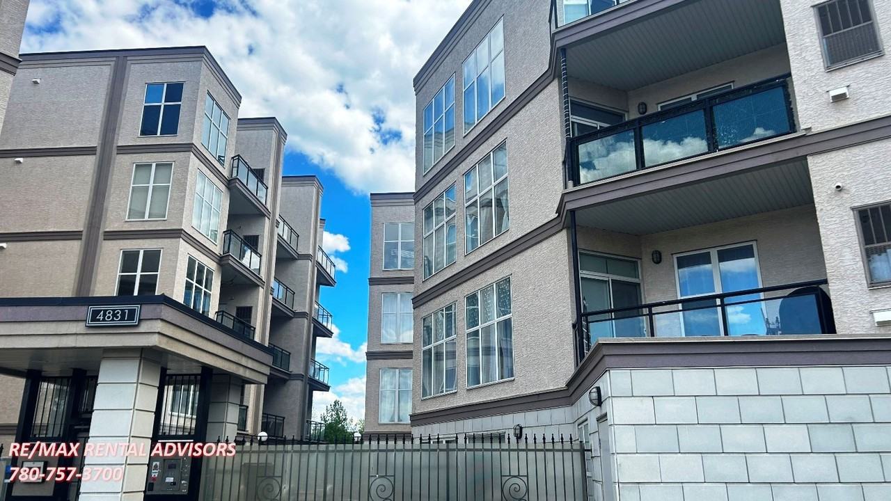 4831 104a St Nw - Photo 2 of 18