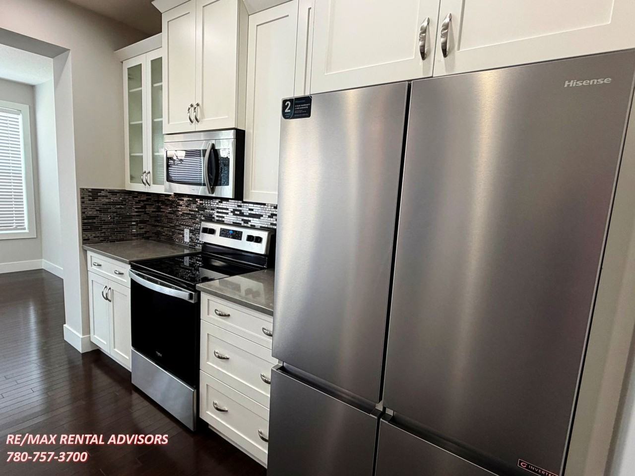 14 Evansfield Road Northwest - Photo 4 of 23