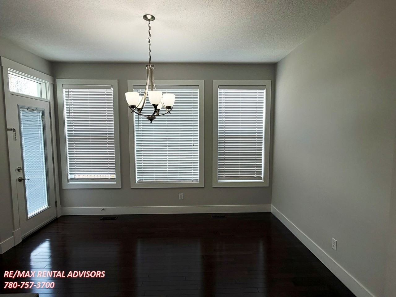 14 Evansfield Road Northwest - Photo 5 of 23