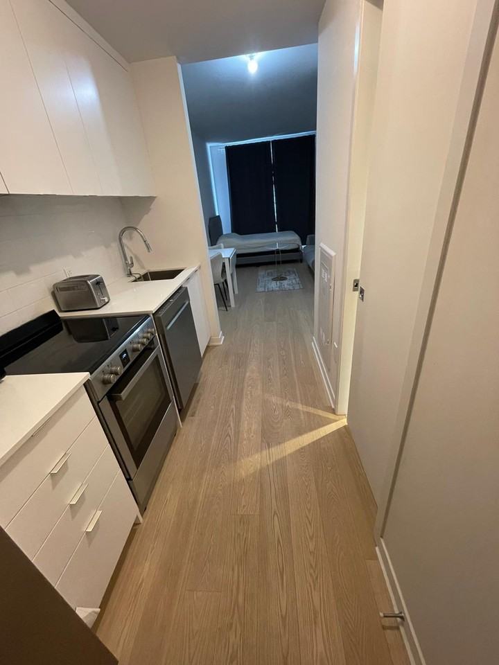 1485 Rue des Bassins - Photo 2 of 14