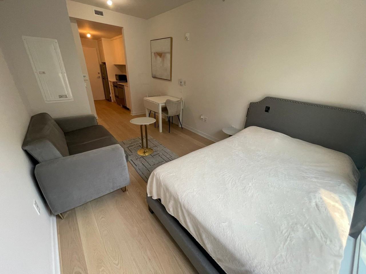 1485 Rue des Bassins - Photo 4 of 14