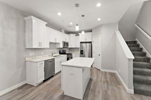 featured image of 504 Stone Haven Dr Ne #504