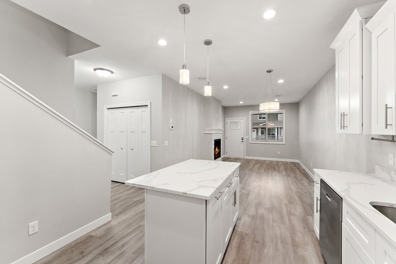 504 Stone Haven Dr Ne #504 - Photo 4 of 22