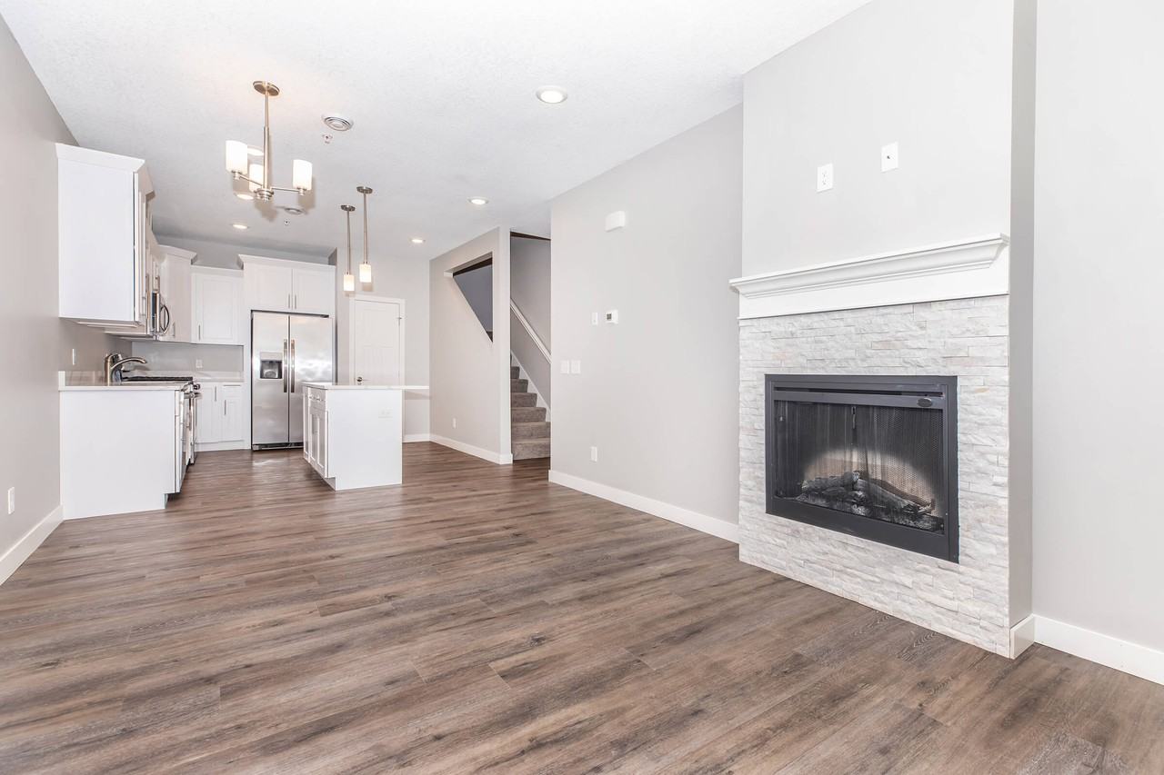 1161 Palisade Dr Ne #1161ADA - Photo 2 of 17