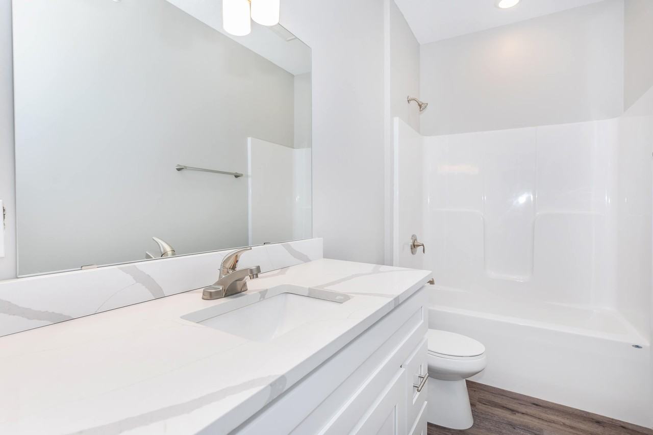 1161 Palisade Dr Ne #1161ADA - Photo 7 of 17