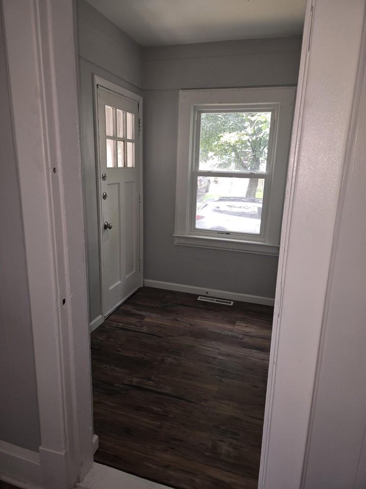 2249 Cleveland Ave #1 - Photo 2 of 19