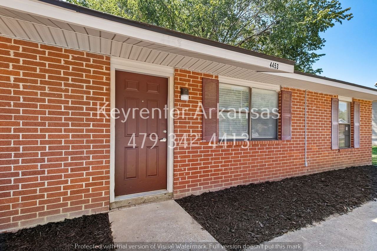 4453 W Acoma St - Photo 6 of 48