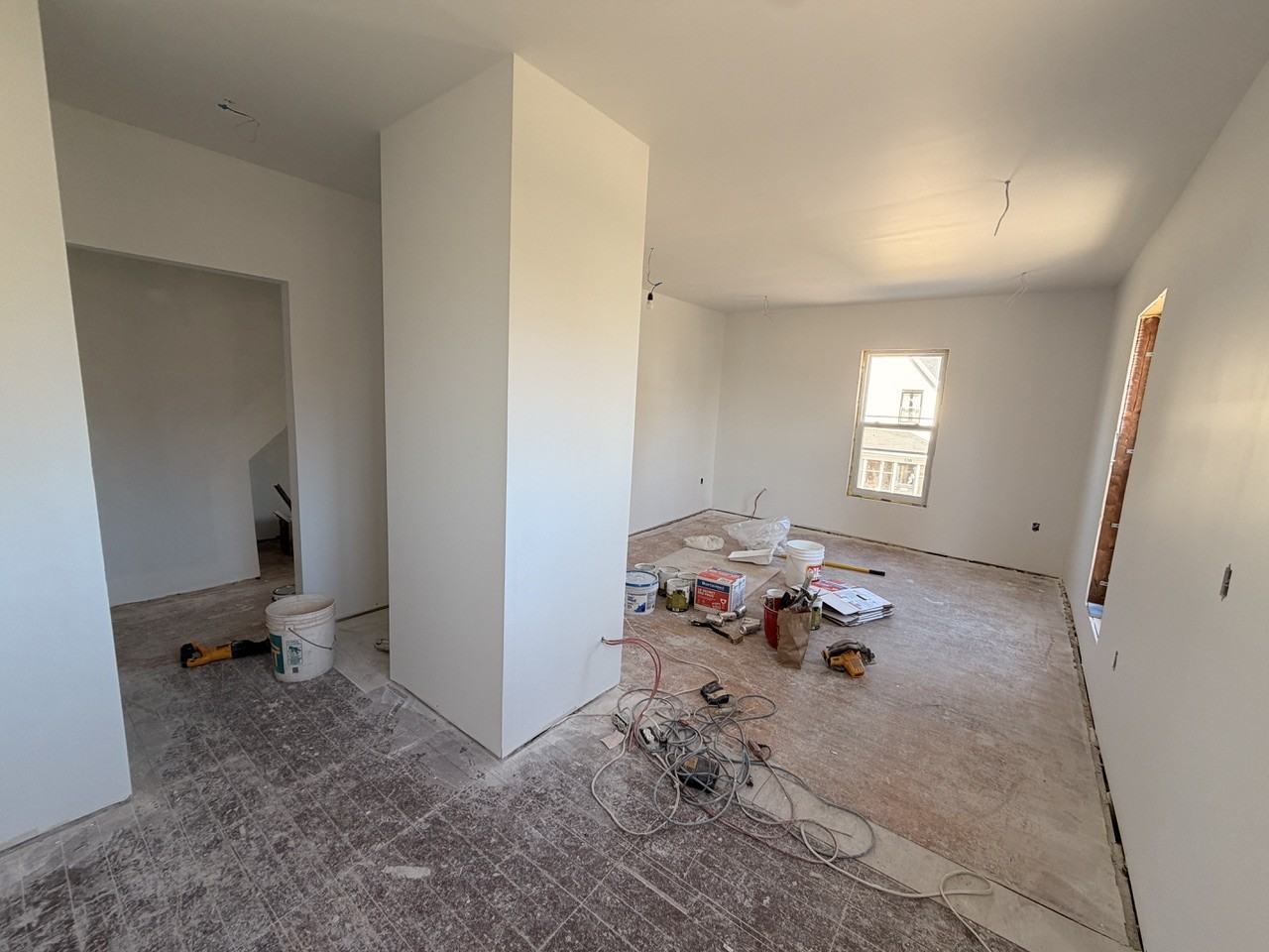 135 Spring St Uppr #2 - Photo 3 of 13