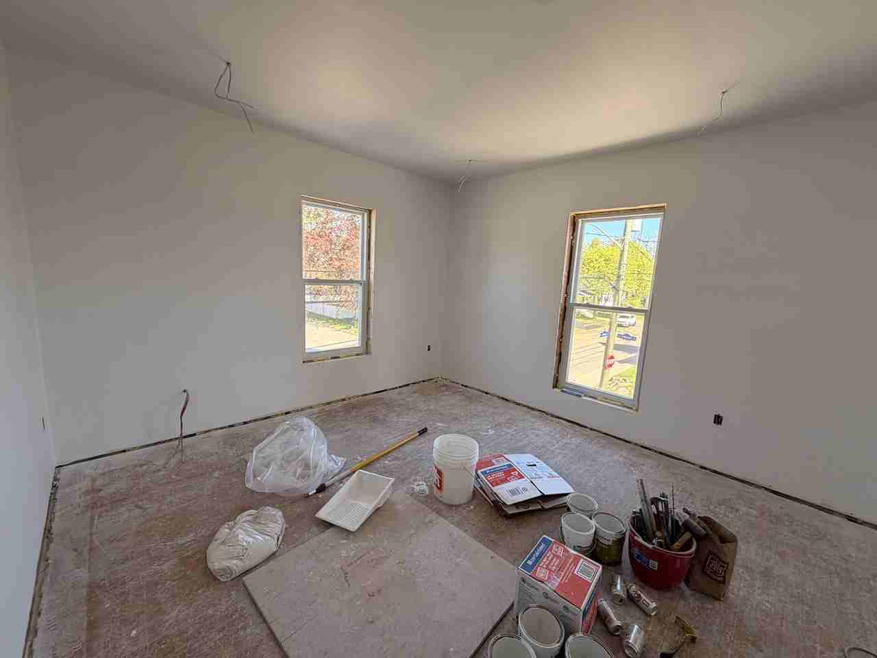 135 Spring St Uppr #2 - Photo 4 of 13