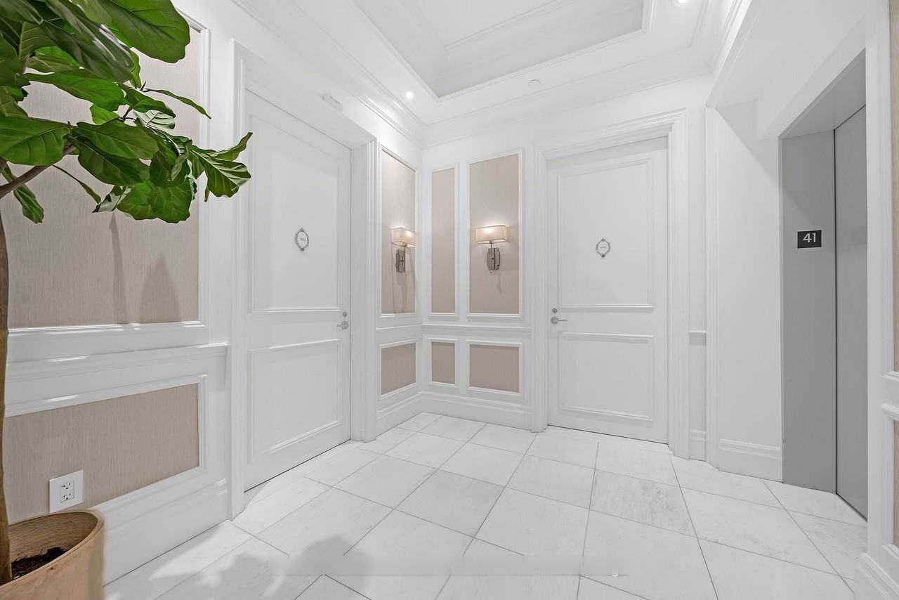 311 Residences At St Regis Toronto #4106 - Photo 2 of 24