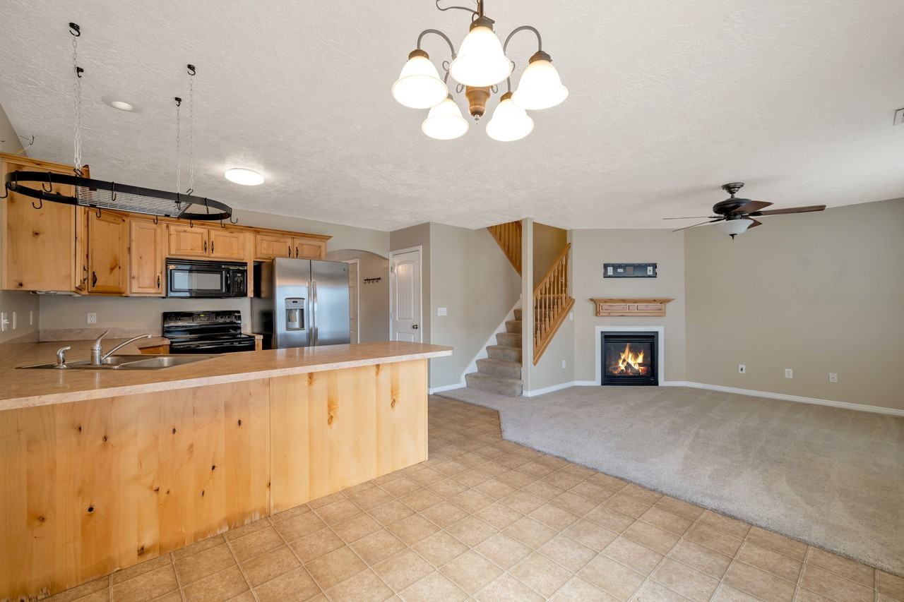 1691 N 25 E #1 - Photo 3 of 30
