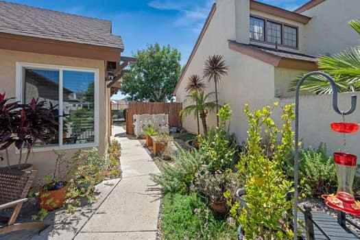 919 Sendero Ave #919 - Photo 3 of 36
