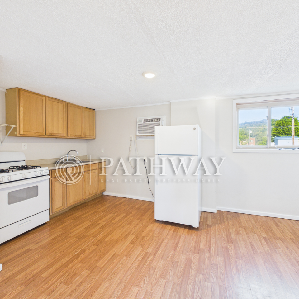 172 North Street - 8 #8 - Photo 2 of 11