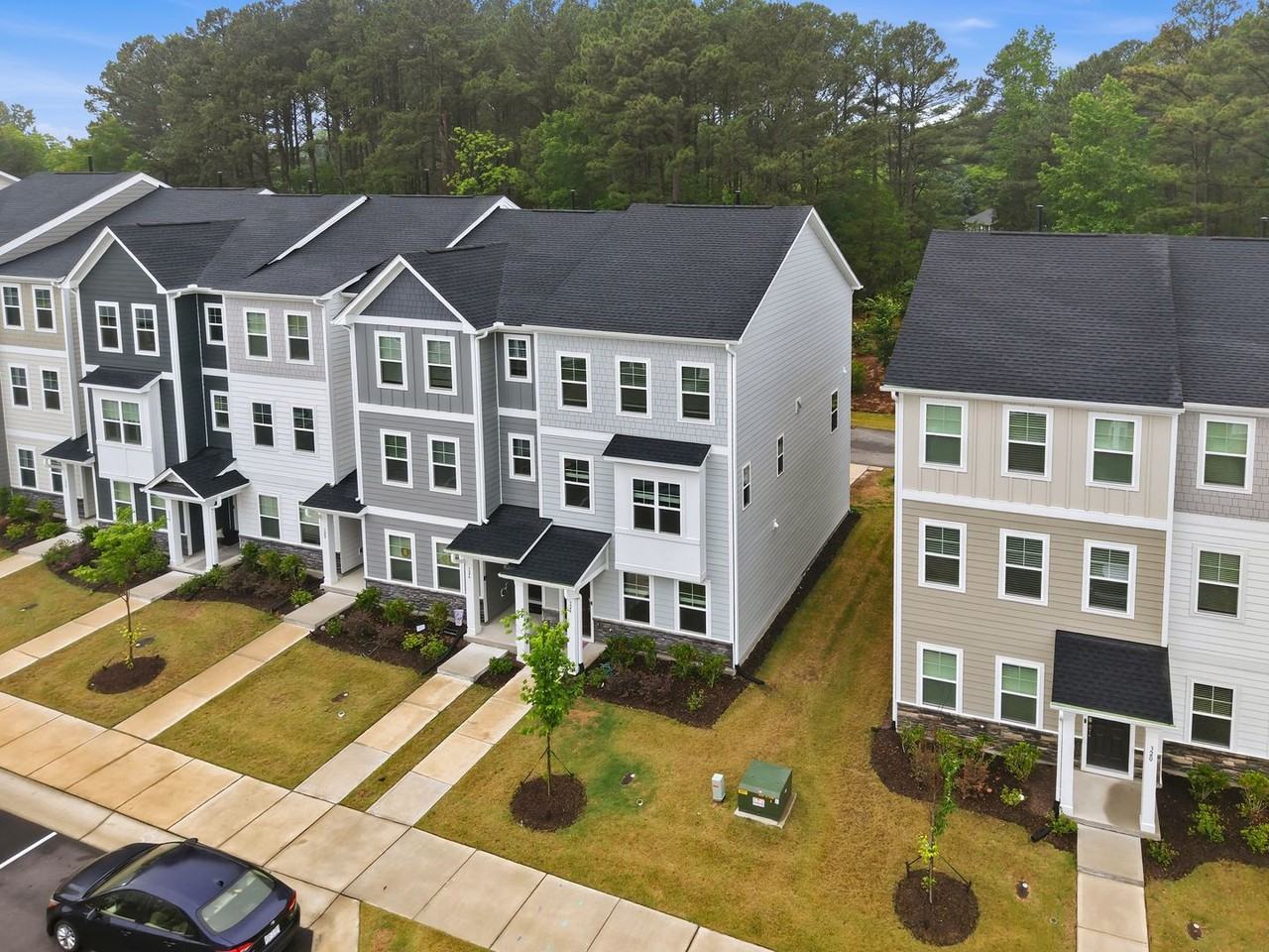 324 Hemley Trl - Photo 3 of 42