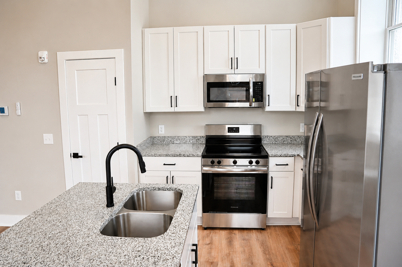 128 N Water Avenue - Photo 6 of 30