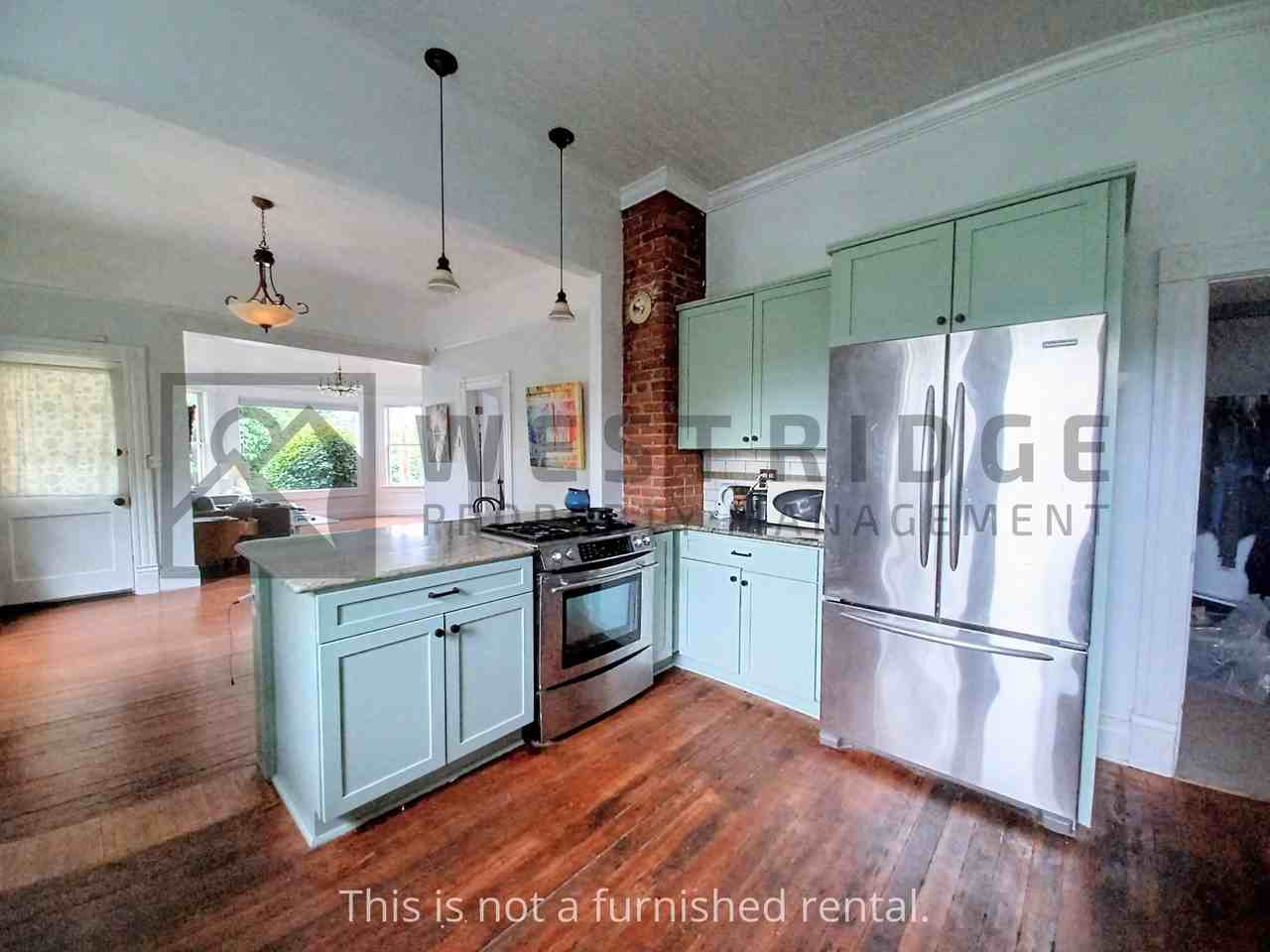 3944 Se 33rd Pl #1 - Photo 5 of 18