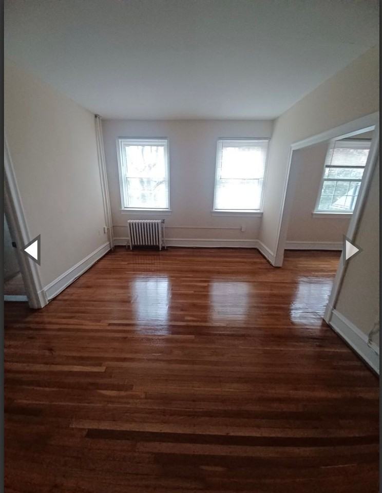 Kingsway Apartments - Photo 6 of 13