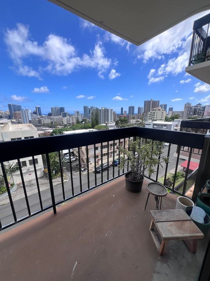 1560 Thurston Ave #503 - Photo 6 of 13