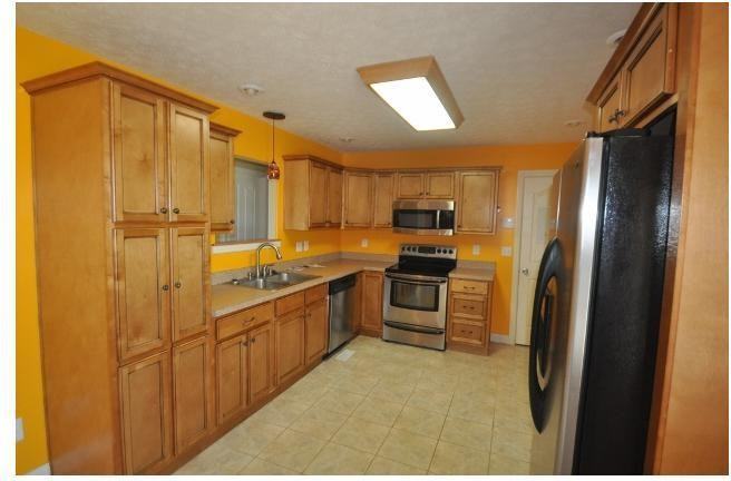 206 Creekvale Dr - Photo 2 of 8