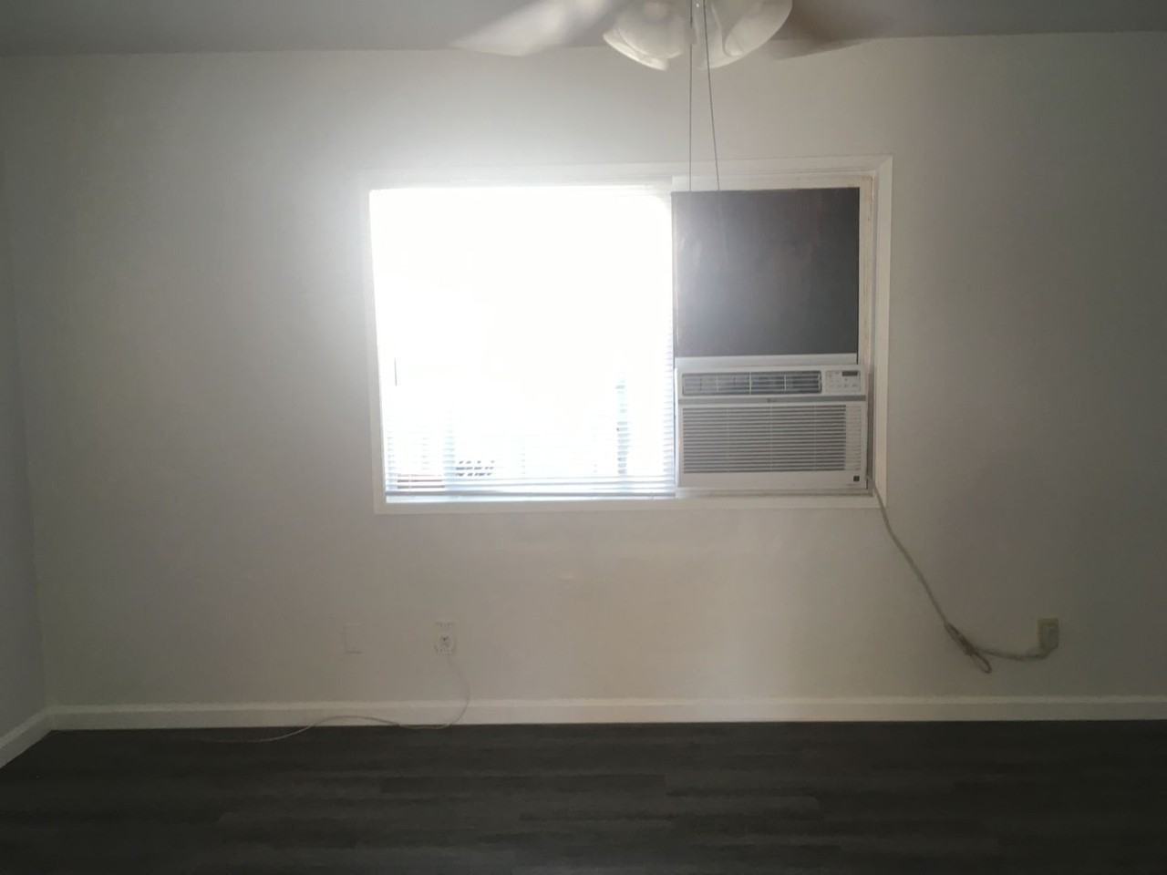 406 Niles Ave - Photo 7 of 22