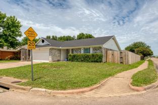 1700 Willow Vale Dr - Photo 1 of 1