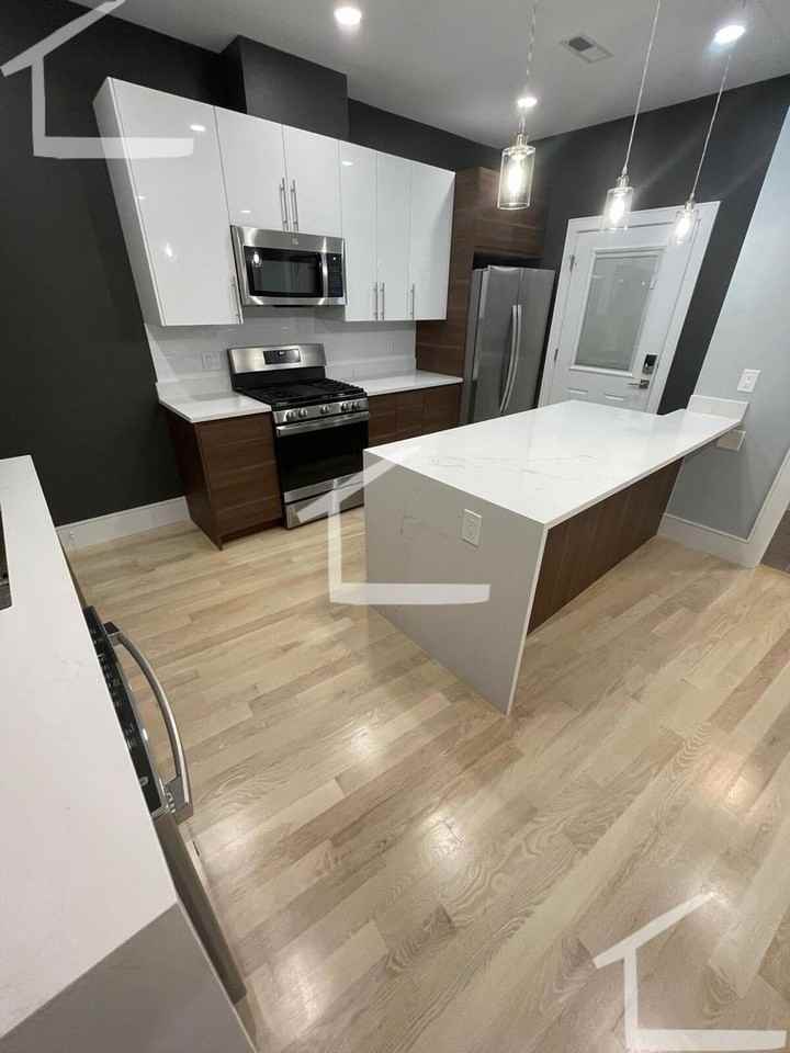 9 University Rd - Photo 3 of 10