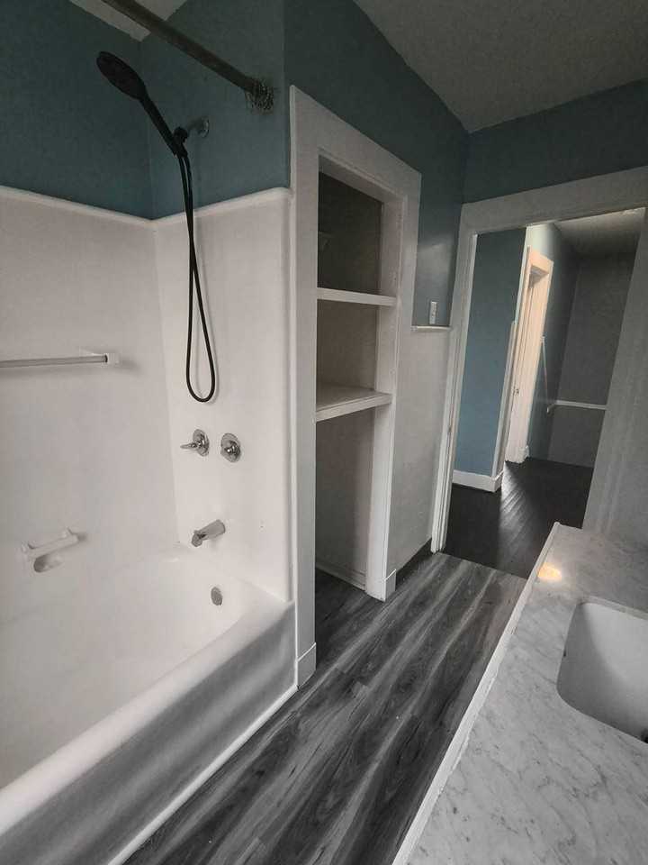 800 Richford St - Photo 5 of 18