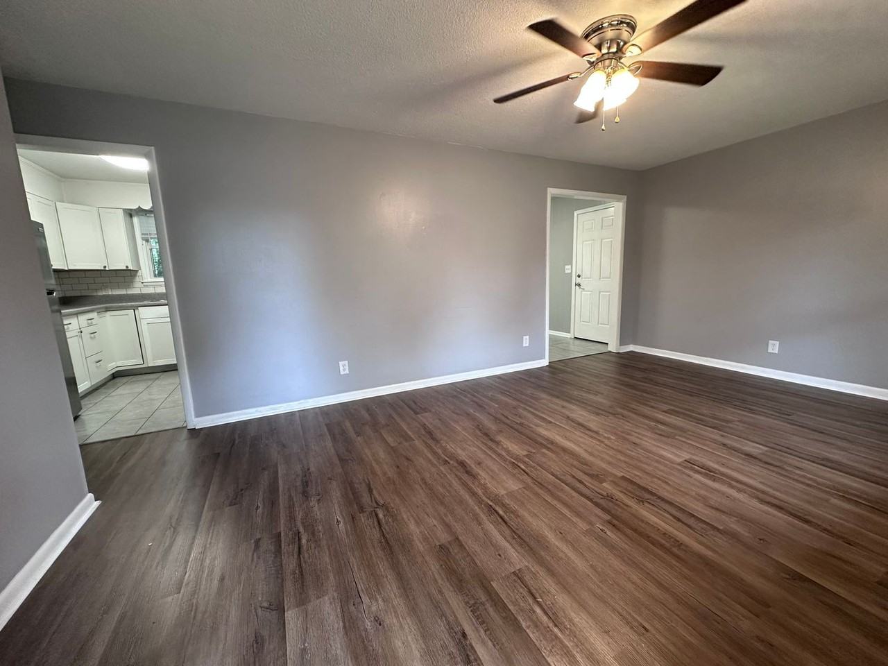 3304 Caywood Dr Nw - Photo 2 of 7