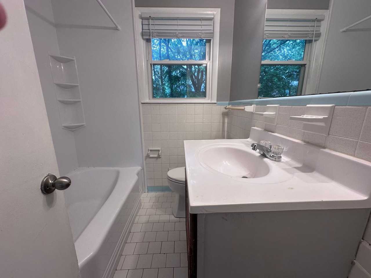 3304 Caywood Dr Nw - Photo 3 of 7