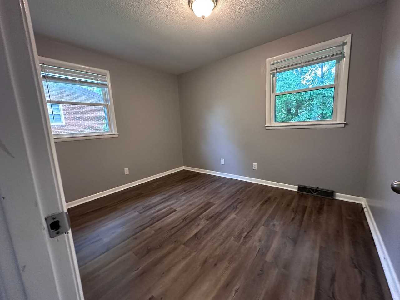 3304 Caywood Dr Nw - Photo 4 of 7