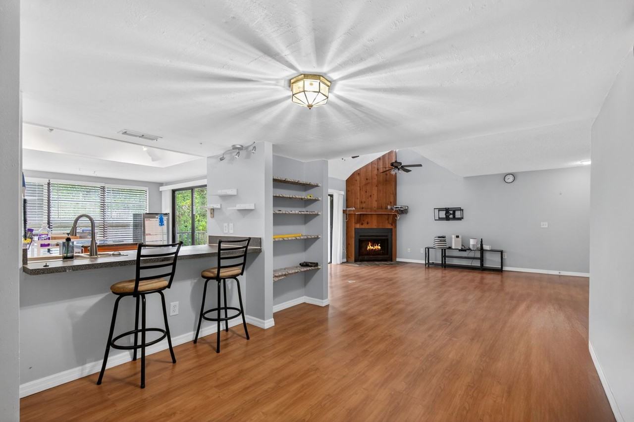 5138 Puritan Cir - Photo 2 of 50