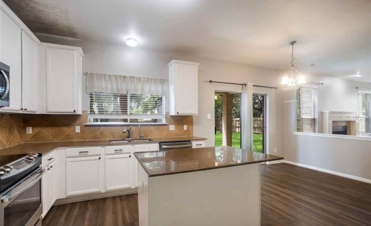 308 Ponderosa Dr - Photo 5 of 31
